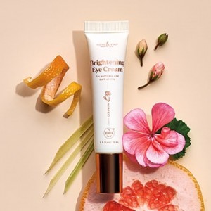 Young Living 最新Brightening Eye Cream 眼霜 By: Joanne Kan & Gretchen